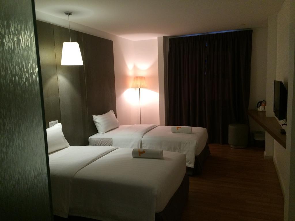 T+ Hotel Butterworth Room photo